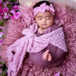 Gayathri Yuvraaj Instagram - Tiny toes and a world of wonder. Cherishing the sweetest moments with our little bundle of joy👶 #babylove❤️ #babygirl🎀 #yugayuvraaj 📸 @yellowbirdkidsphotography