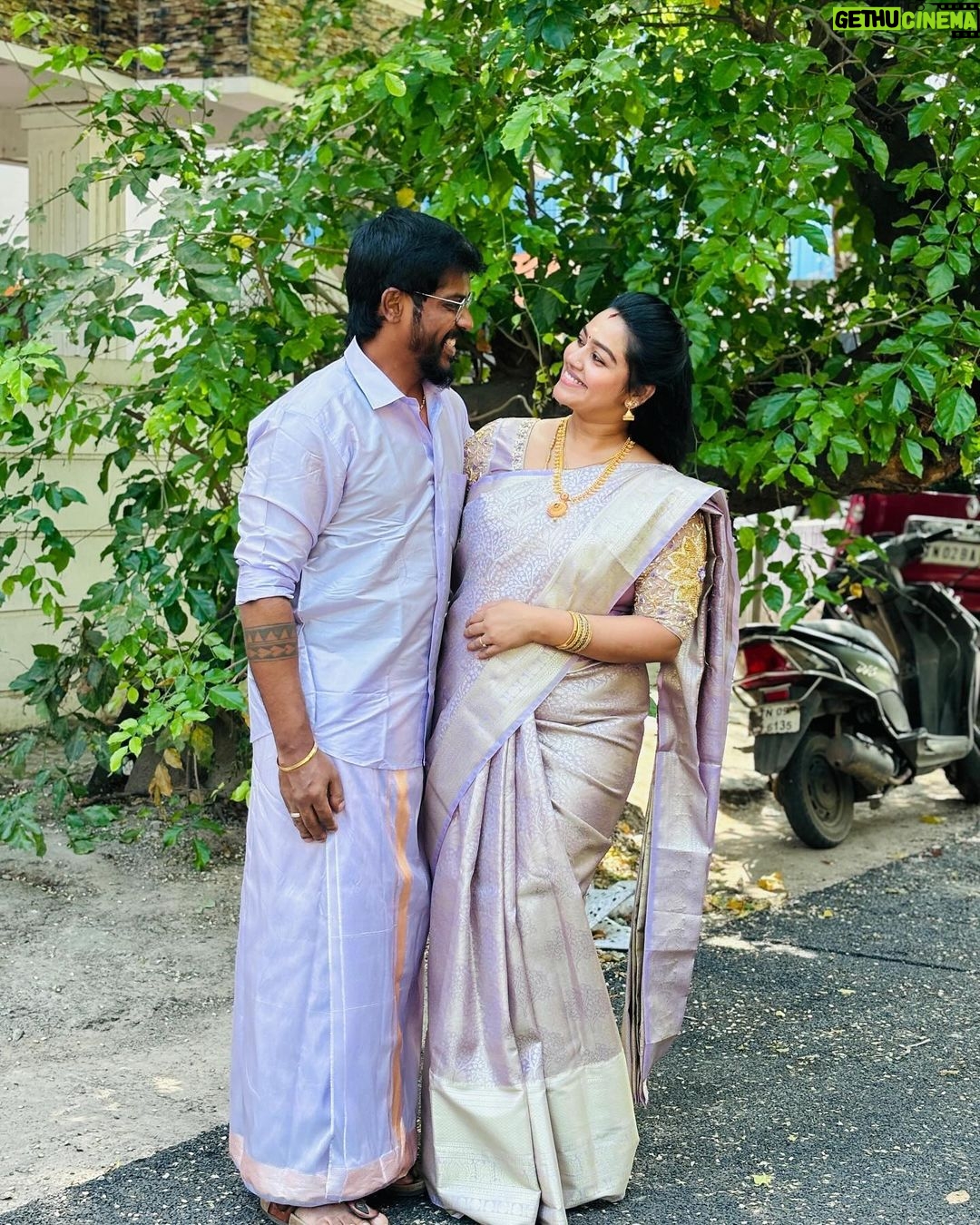 Gayathri Yuvraaj Instagram - Cheers to 13 years of love, laughter, and endless adventures with my amazing husband @yuvi_smart Grateful for every moment we’ve shared and excited for the many more ahead! Love you Mr Pattu ❤️ @yuvi_smart Couple outfit @sreekamakshisilk blouse design @elitebridalstore 💑🎉 ##manymoretocome❤ #loveyouforever AnniversaryBliss #LuckyInLove”