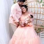 Gayathri Yuvraaj Instagram - Family is a little world created with love ❤️ #yuga💕 MUA @profile_makeover @chella_hair_makeup Family costume done by @vika.label Photography 📸 @yellowbirdkidsphotography #family #love #care #yugayuvraaj #yuga #yuvraajgayathri #yugagayathri #photoshoot #photooftheday #tarun #photogenic #photooftheday #picoftheday