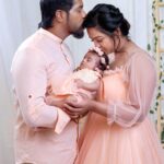 Gayathri Yuvraaj Instagram - 💕Nothing is better than the Family💕 MUA 🎨 : @profile_makeover @chella_hair_makeup Family costumes done by @vika.label 👗👔 Photography 📸: @yellowbirdkidsphotography #family #love #yugayuvraaj #yuvraajgayathri #yuvi #photography #familyphotography #love #care #photogenic #picoftheday #photooftheday #gayathriyuvaraj #gayathri