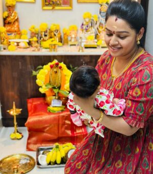 Gayathri Yuvraaj Instagram - A daughter is just a little girl who grows up to be your best friend.”❤️ 

👗 @momzcradle