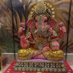 Gehana Vasisth Instagram – Jai dagdu Seth halwai maharaj bhagwan ji …. 
AAP hamare ghar aaye … ye aapka bada ashirwad hai … 
#jaidagdusheth #jaiganpati #jaiganesh #jaiganeshdeva #jaidagduseth Dagdusheth Ganapti, Pune