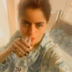 Gehana Vasisth Instagram - Drinking since morning .. it’s corona time baby … happy rose days guys … #roseday #valentinesweek #promise