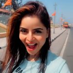 Gehana Vasisth Instagram - In love with daman … kal se valentine week start hoga … but Maine to aaj se hi shuru kar diya Hahshshs #beach #daman #love #happy #valentines #life #happiness