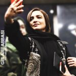 Gelare Abbasi Instagram - سینما ازادی . اکران فیلم «بدون قرار قبلی » به کارگردانی اقای بهروز شعیبی عزیز. طراح لباس رفیق همیشه همراهم @ghazalrajabian غزال خانوم ❤️ لذت دیدن فیلم در سینما @soroushmn_