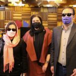 Gelare Abbasi Instagram - روزهای پایان اسفند و تلاش مثال زدنی گروه سوینا (سینمای نابینایان ) برای تهیه و تولید برنامه ی نوروز . بهار می آید چه منتظر باشیم و چه نباشیم و خوشحالم که گروه ما مشتاق و امیدوار، بهار را باور دارند و به استقبال نوروز می روند . همکاران درجه یک من دوستتان دارم و در سالی که گذشت بسیار از تک تک شما آموختم . ایمان دارم به بهاری سبز و پر شکوفه در کنار شما یاران . جای تک تک دوستانی که امروز در برنامه نبودند خالی است . مخصوصا حامیان محترم سوینا که در سالی که گذشت همراهیشان یار و یاور ما بود . .🌺🌺💕❤️ منتظر برنامه ی سال تحویل و نوروزی سوینایی ها باشید🌈💕 @sevinagroup @kkasirian @pejmanteymourtash @hangowin_honey @4eversmilesclinic @dadgarmag @amirsol81 @tina_taghavian @farazstudio @mahgolmoghtader @amirrrbahari @beigzadeh_mehrnoush @leilirashidi @mansourzabetianofficial @hoomankhaiyat @reza.omrany @ehsaankaramy @mohsenbahrami82 @maahava @marjan.tabasi @ali.alaei68 @babakbahrambeygi @afshinziaian @nassimdowlatshahi @mashidyoga @sweetbliss.ir