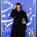 Gelare Abbasi Instagram - نشست فیلم «ابلق» به یادگار بماند این عکس ها در صفحه ام از جشنواره ی امسال . ممنون از همه ی عزیزانی که برای کاندیدا شدنم در نقش شهلا برایم پیام پر مهر دادند . و چه خوشبخت هستم با مهر و عشقی که هدیه ی شما بزرگواران بود . خسته نباشید به رفقایم در فیلم «ابلق». @abyarofficial @ghasemiofficiall @hootanshakiba @bahramradan @alirezaalavian @hamidnajafirad @taher_pishvaei @elnazshakerdoost @shadi_karamroudi نام عکاس های محترم را نمی دانستم و عذر خواهی می کنم که بدون ذکر نام ایشان از عکس هایشان استفاده کردم .