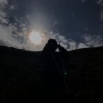 Gelare Abbasi Instagram - لحظه ای که به قله می رسی 💪💪 نه کسی هست و نه احتیاج به فاصله گذاری اجتماعی . خودت و طبیعت و لذت کوهنوردی ❤️ خوشحالم که می تونم حال خوبم را با شما رفقای نازنینم تقسیم کنم . مرسی که همراه من هستید 👌✌️