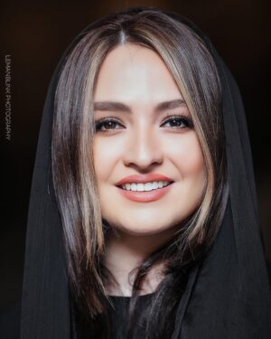 Gelare Abbasi Instagram - فیلم «کت چرمی» ❤️
رفقای نازنین دلتنگ و قدردان مهر شما عزیزان  هستم .ممنون که در این صفحه همراه من هستید 🙏🌹💕
@kamranhejazi @peymanhejaz 
@maryam.roshanbeauty ❤️عزیزان من