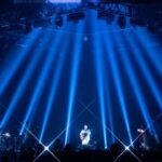 Gen Hoshino Instagram - 一夜明けて改めて思い返しています。混じりっけなしの音楽と、最高にくだらないトークが重なり合い、楽しさと嬉しさが爆発した4日間。あんなに広い大阪城ホールと横浜アリーナが狭く感じるほどにファンの皆さんとの距離がとても近く感じました。 映像で参加してくれた上白石萌音ちゃん、宮野真守くん、ハマ・オカモトくん、水谷千重子さん、友近さん、雅マモルくん、ウソノ晴臣さんにも心からの感謝を。 そして終演後のアフタートーク生配信も含め、誕生日を祝ってくれた皆さん、遠くから応援してくださる皆さん、本当にありがとう。今歳もよろしくお願いします。既に色々とやりたいことがあって計画も進んでいるので、ぜひ、これからもついて来てくださいね。 Photo by @seitaro__tanaka & Taichi Nishimaki #YP_Reassembly