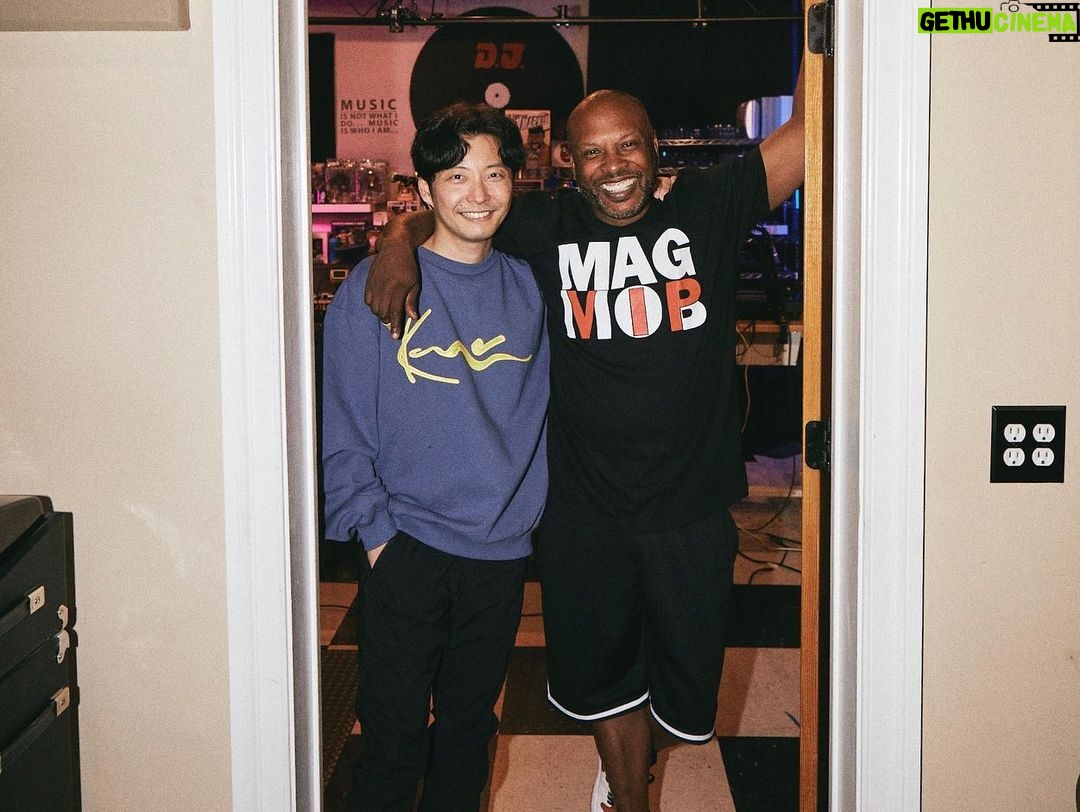 Gen Hoshino Instagram - Unforgettable @djjazzyjeff @vidal_davisphl