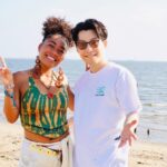 Gen Hoshino Instagram - UMI、めちゃくちゃパワフルなステージでした。一緒のステージに出ない？ と声を掛けてから数ヶ月。実現してとても嬉しいです。 #UMI #SoSadSoHappy #summersonic