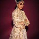Genelia D'Souza Instagram - Break the trends Put on traditional 💚💚💚 Managed by - @chandnidholakia1989 @ayushpadukone Lehenga- @jigarmaliofficial Jewellery - @kishandasjewellery Potli - @douxamourindia Makeup and hair - @rishinaacharya Styling - @who_wore_what_when Assisted - @d.shubham_j Photography- @rohnpingalay