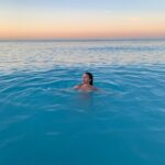 Genevieve Hannelius Instagram - sweet🍑and salty🌊 Nice, Côte d'Azur, France