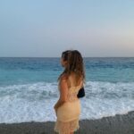 Genevieve Hannelius Instagram - sweet🍑and salty🌊 Nice, Côte d'Azur, France
