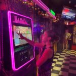 Genevieve Hannelius Instagram - POV ur watching me put taylor swift on the jukebox