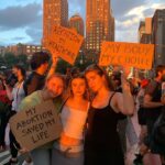 Genevieve Hannelius Instagram - It’s all unacceptable and reprehensible. But it felt good to be surrounded by people turning their anger into activism and solidarity. Marching through the streets together reminded me of our collective power and inherent goodness. We are in desperate need of more love in this world. Abortion resources are on the last slide. Washington Square Park