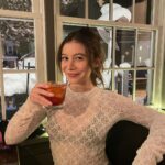 Genevieve Hannelius Instagram - Early birthday celebration in a snowstorm❄️🌨️☃️HEART SO FULL🥹🫶
