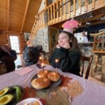 Genevieve Hannelius Instagram - Early birthday celebration in a snowstorm❄️🌨️☃️HEART SO FULL🥹🫶