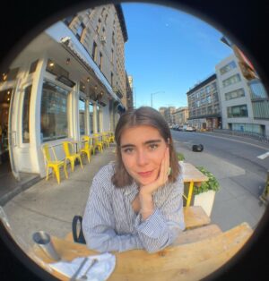Genevieve Hannelius Instagram - dinner POV’s 🫶