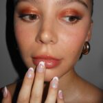 Genevieve Hannelius Instagram - our @gpolishofficial limited edition Valentine’s Day nails are available now !! 💝 🍫💌