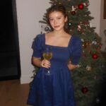 Genevieve Hannelius Instagram - merry merry 🫒🎄🍷