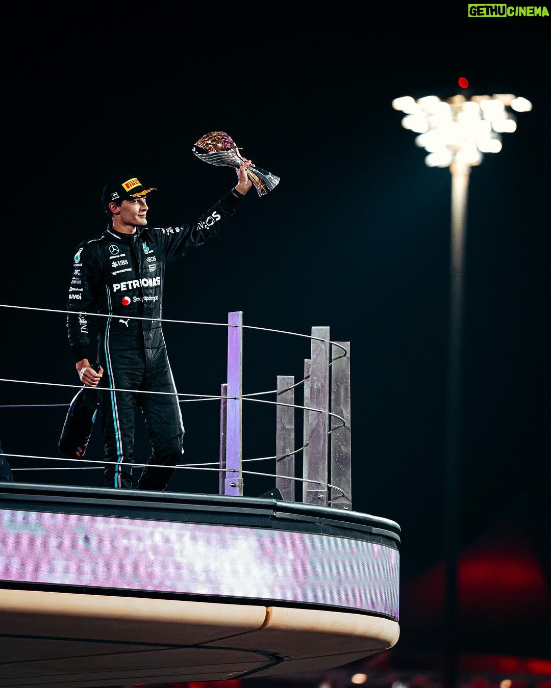 George Russell Instagram - Over and out. Thanks Abu Dhabi for a great end to the seasonđź’™ Yas Marina Circuit
