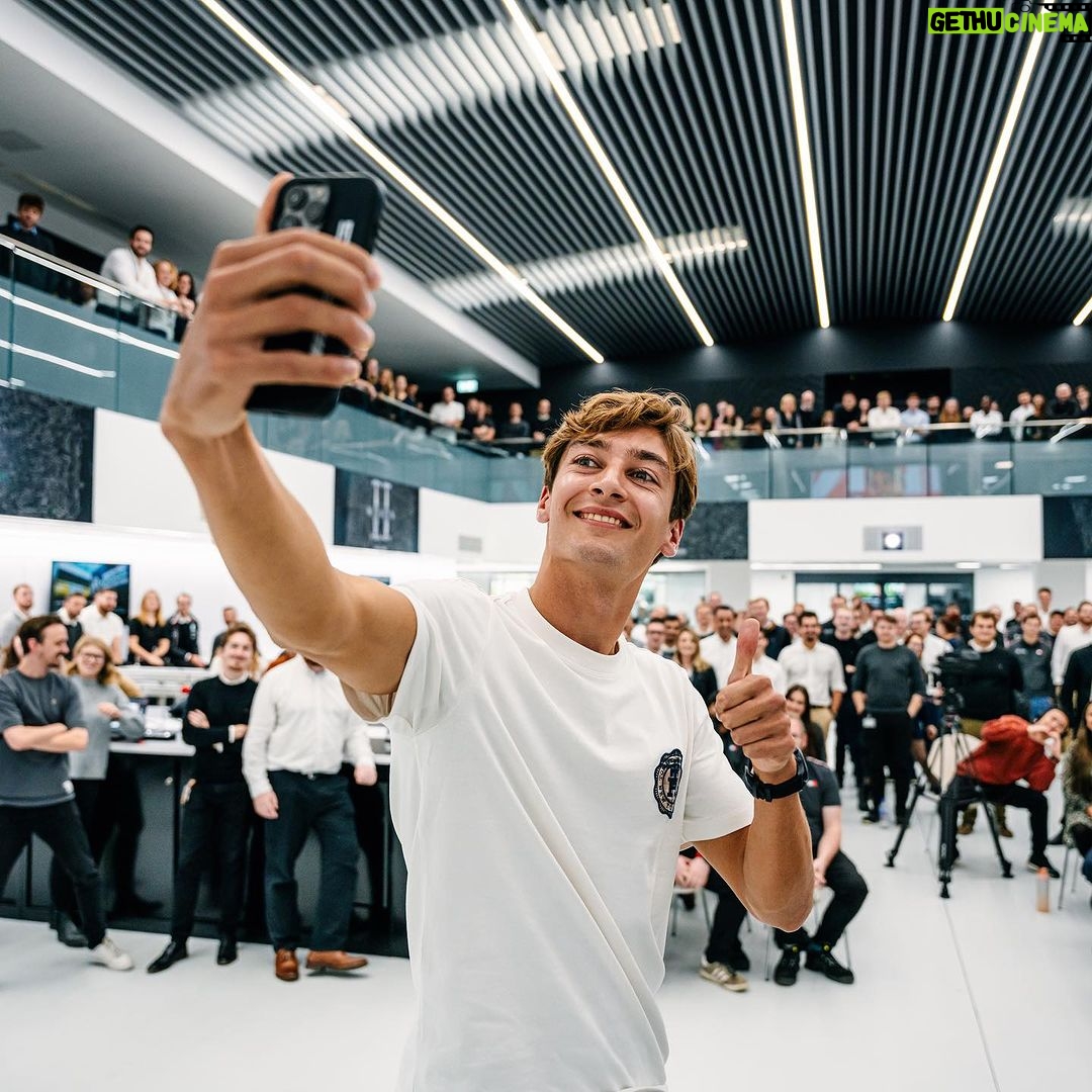 George Russell Instagram - This team.π So great to see everyone in Brackley and soak up the energy heading into Doha. Weβre all feeling motivated for the weekend ahead π