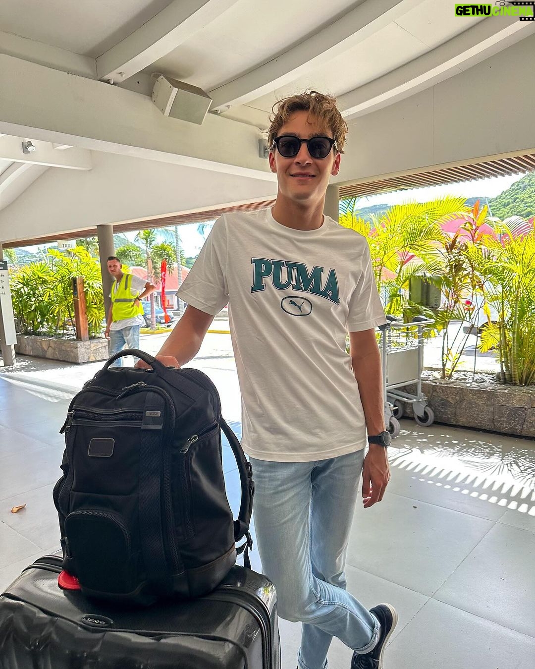 George Russell Instagram - Vegas, on my way. 🇺🇸
