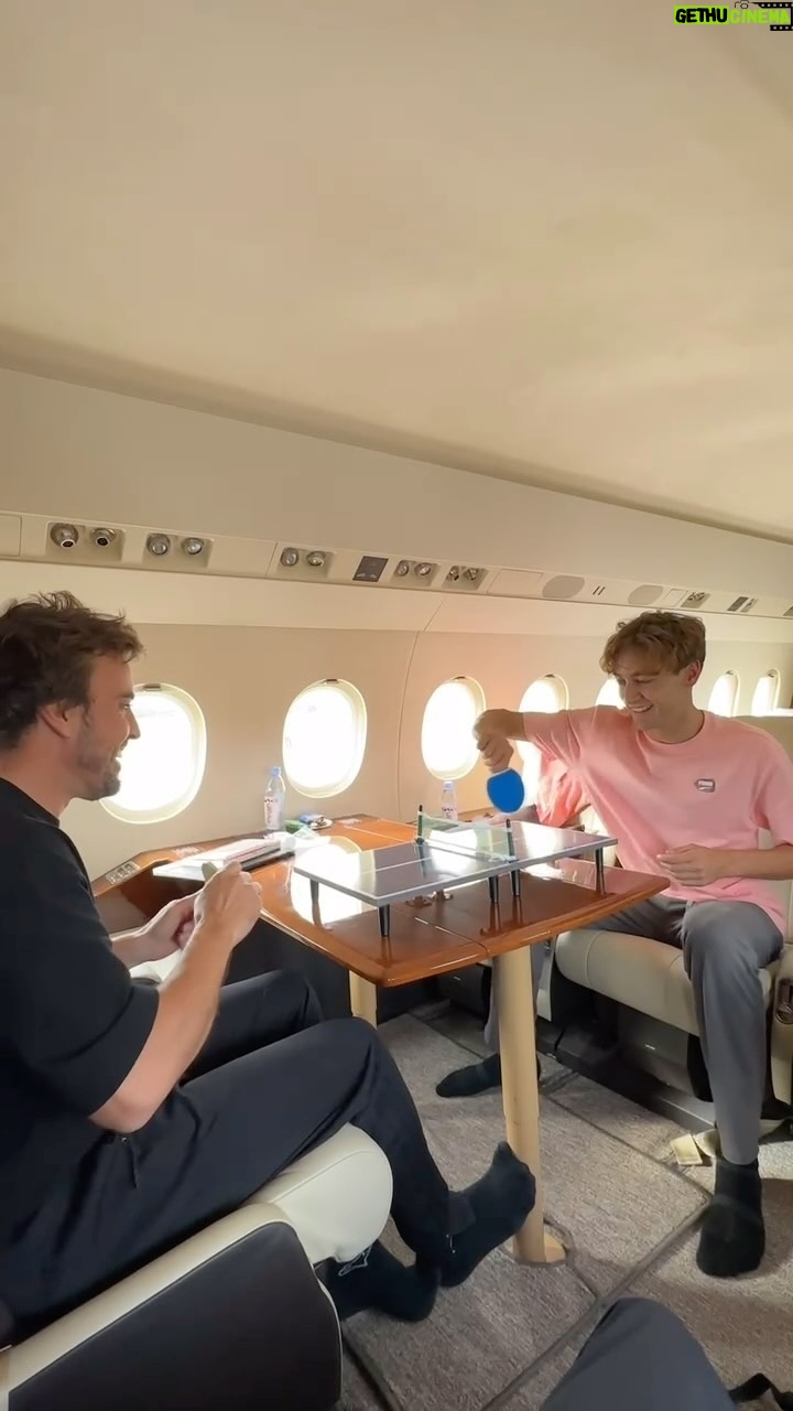 George Russell Instagram - The fight is always on!! Throwing it back to an intense ping pong competition @fernandoalo_oficial 🏓