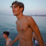 George Russell Instagram – Recharge on 🔋