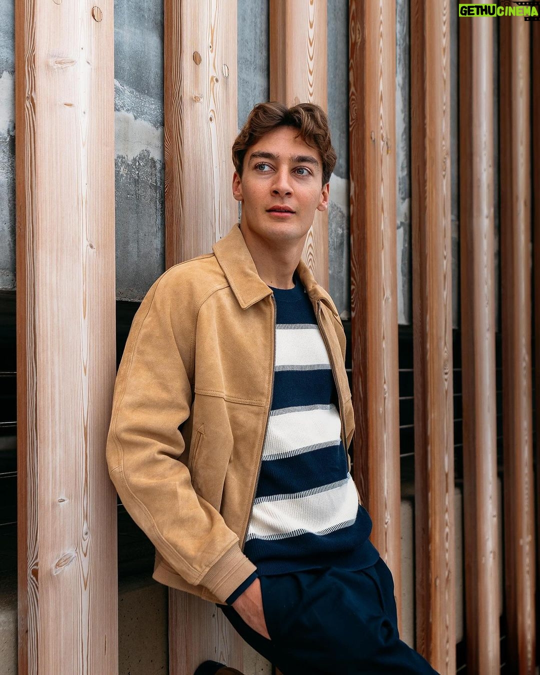 George Russell Instagram - Sunday scenery 🌊 @tommyhilfiger