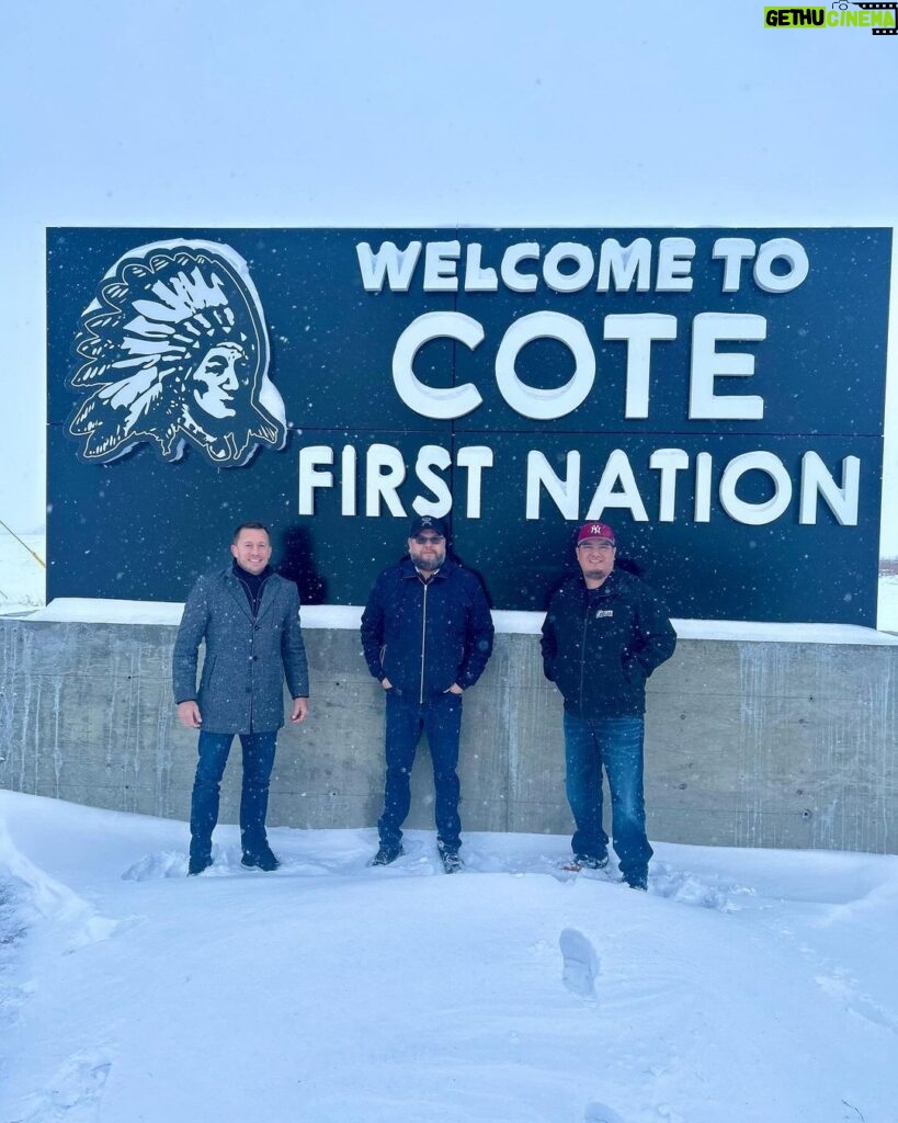 Georges St-Pierre Instagram - Anin Cote First Nation! I am in Treaty 4 Territory. ❤