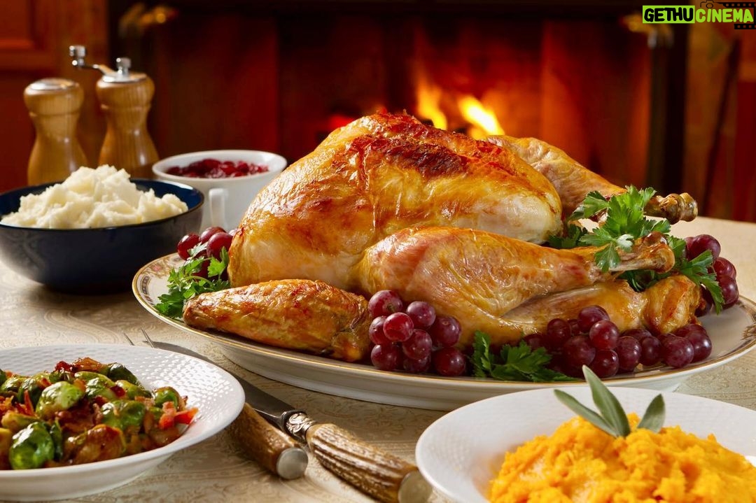 Georges St-Pierre Instagram - Happy Thanksgiving to all my 🇺🇸 friends Fort Lauderdale Beach