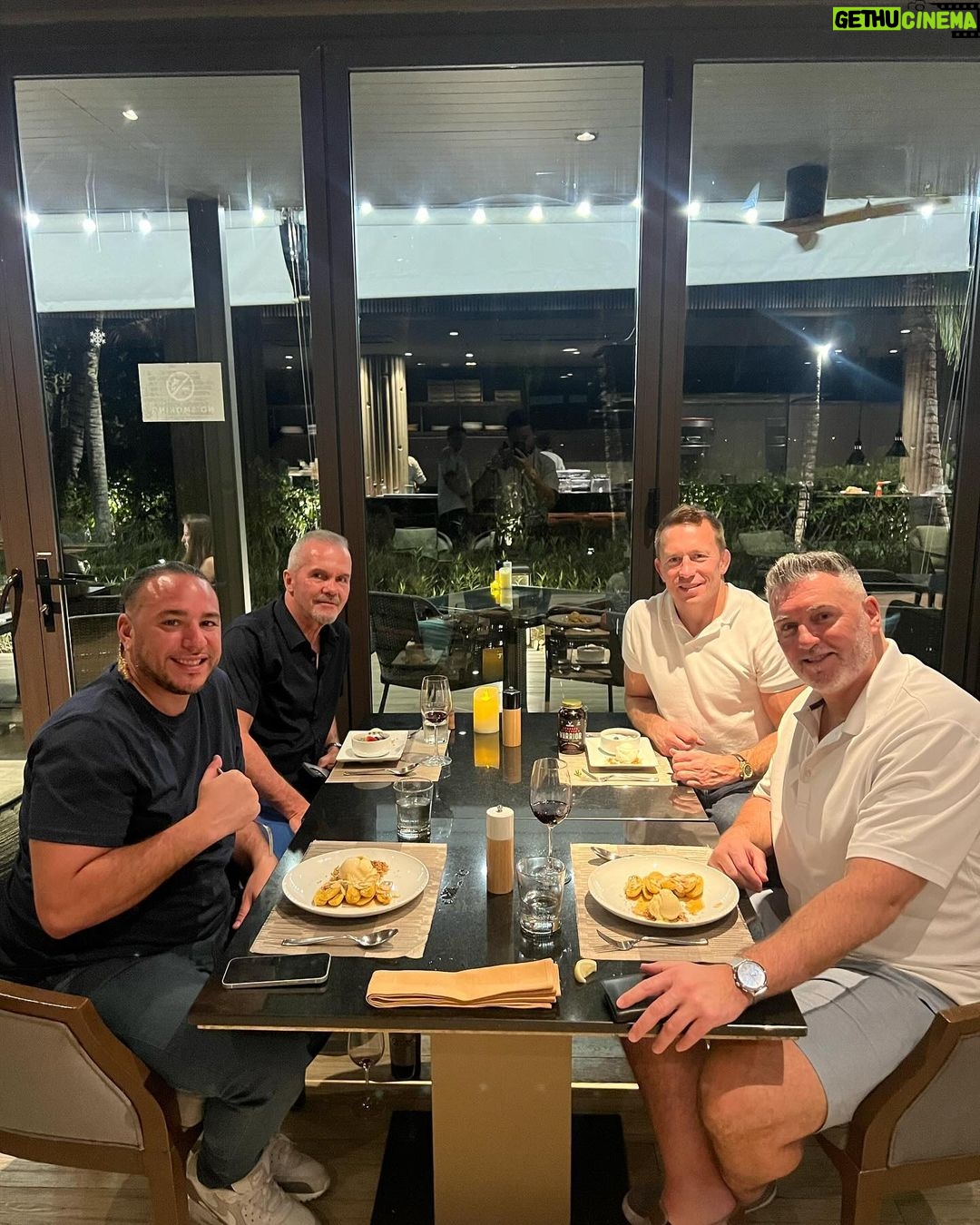 Georges St-Pierre Instagram - Tout est bien qui finit bien!