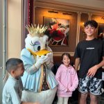 Georgina Rodríguez Instagram - En un mundo mágico 🧚🏽 @disneylandparis #disneylandhotelparis 💖💗✨💕💖💙💜💛💗💞💝 Disneyland Paris