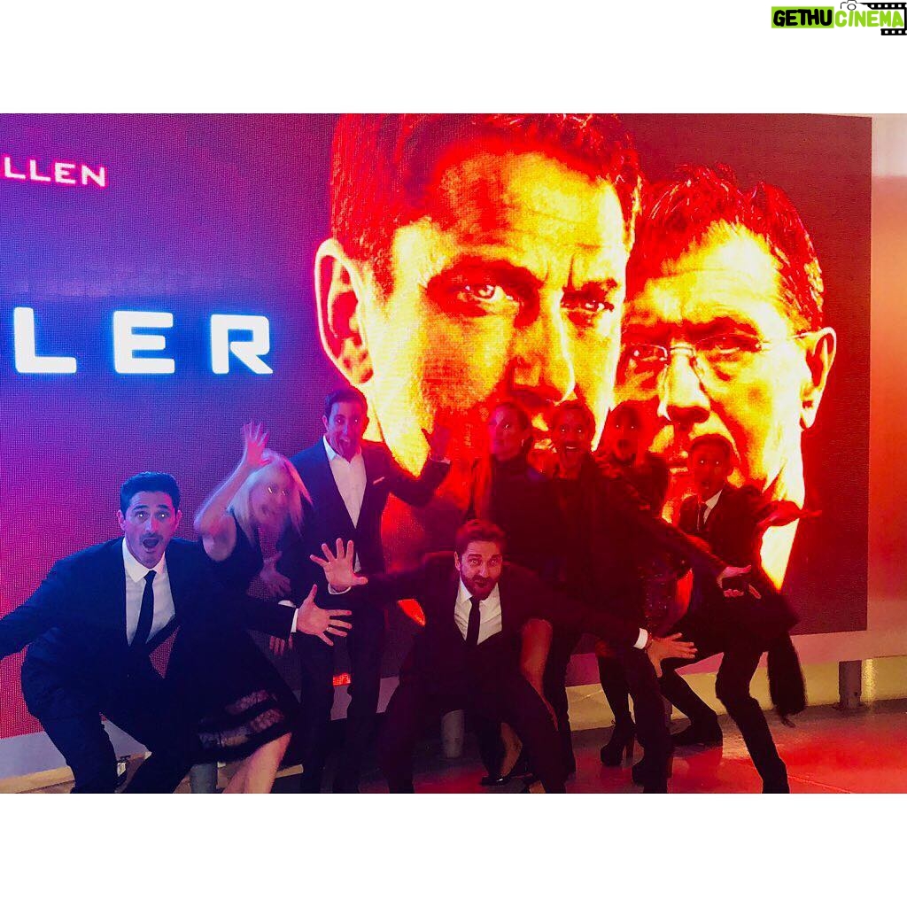 Gerard Butler Instagram - Great to be back together at last night's #HunterKiller premiere with our badass team, as well as friends and heroes from the military. I've loved sharing this movie with them. This Friday, we're in theaters everywhere. Intrepid Museum