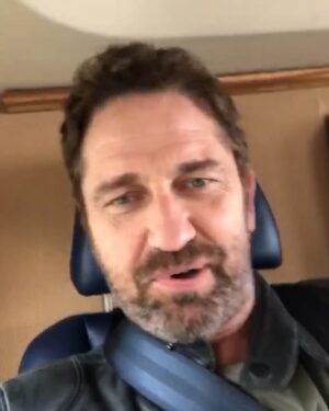 Gerard Butler Instagram - Me and my gang of misfits setting off to Groton Naval Base to show #HunterKiller. Always a privilege to visit and to see what true heroism looks like. Thank you for having me.