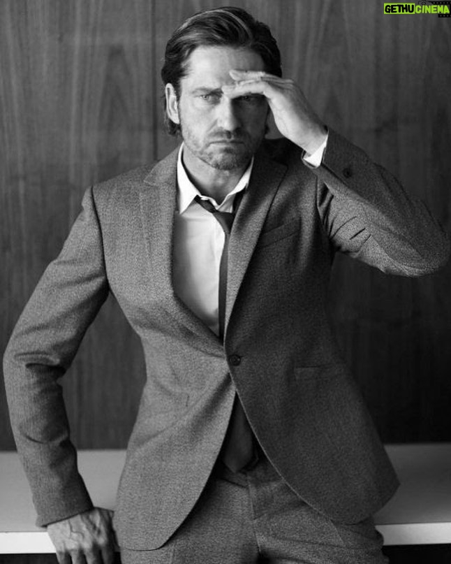 Gerard Butler Instagram - The feeling when you walk into a room and totally forgot what you went in for. @lacmagazine