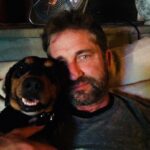 Gerard Butler Instagram – Happy New Year from Shushka and me.