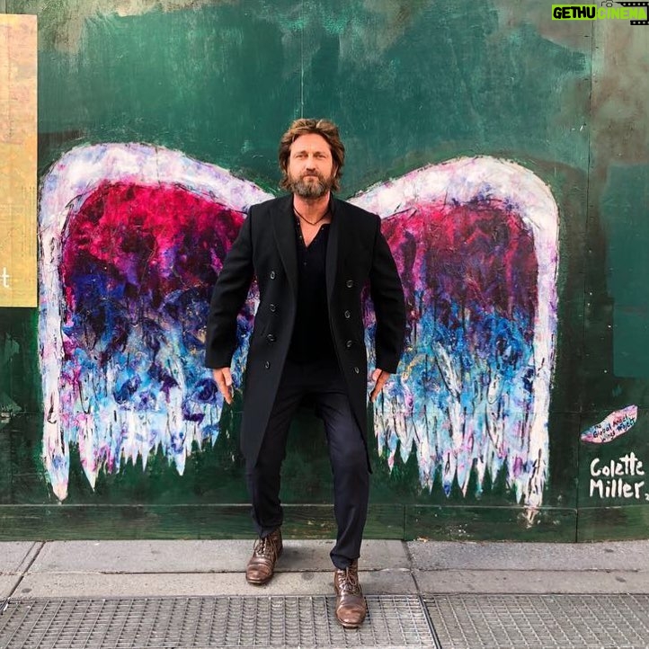 Gerard Butler - 156.8K Likes - Just landed in New York