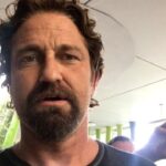 Gerard Butler Instagram - Made a new friend 🐼 Zoo Berlin