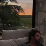 Gerard Butler Instagram – Update: still napping.