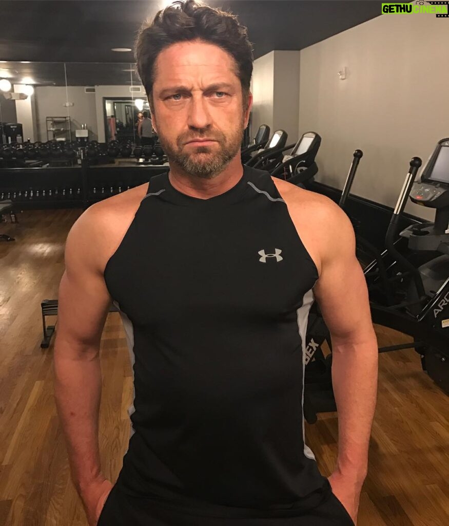 Gerard Butler Instagram - Game time. Getting pumped for #DenOfThieves. 💪💪