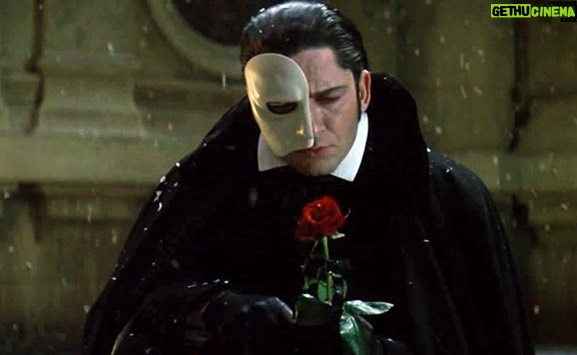 Gerard Butler Instagram - Oh okay, so, Dracula isn’t your cup of tea? Perhaps I could inspire you to dress up as this old chap, The Phantom of The Opera. Maybe you've heard of him? To execute this absolute classic you simply need one white masquerade mask, one red rose (with ribbon!), a black velvet cloak, and hey, if you can muster up a quick chandelier crash you get extra points here but not a make or break. Lastly, you want to top off the look with some perpetual heartbreak to last until the end of time. It’s 2020, you can muster up some emotions. #AVeryGerryHalloween
