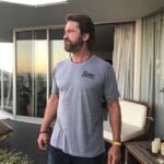 Gerard Butler Instagram - With this stance and this beard, I am just six claws away from turning into Wolverine. We’ll see where the day takes us.