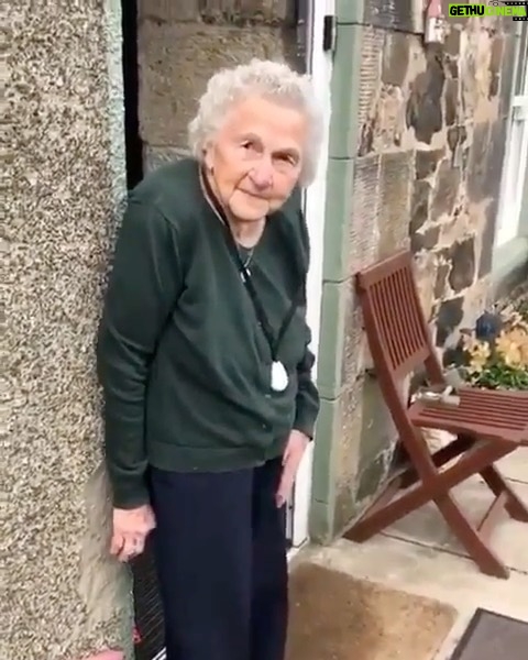 Gerard Butler Instagram - Sending gratitude, love and respect to all of the doctors, nurses, caretakers and everyone on the front lines around the globe. Take care and have a listen to what this lovely Scottish lady has to say. Credit - islaanne1 on Twitter