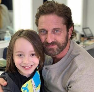 Gerard Butler Instagram - What can I say? We take this whole movie-making bit, pretty seriously! 🤪 @rogerdfloyd (my on-screen son) gives one helluva performance in #GreenlandMovie, don’t you agree?