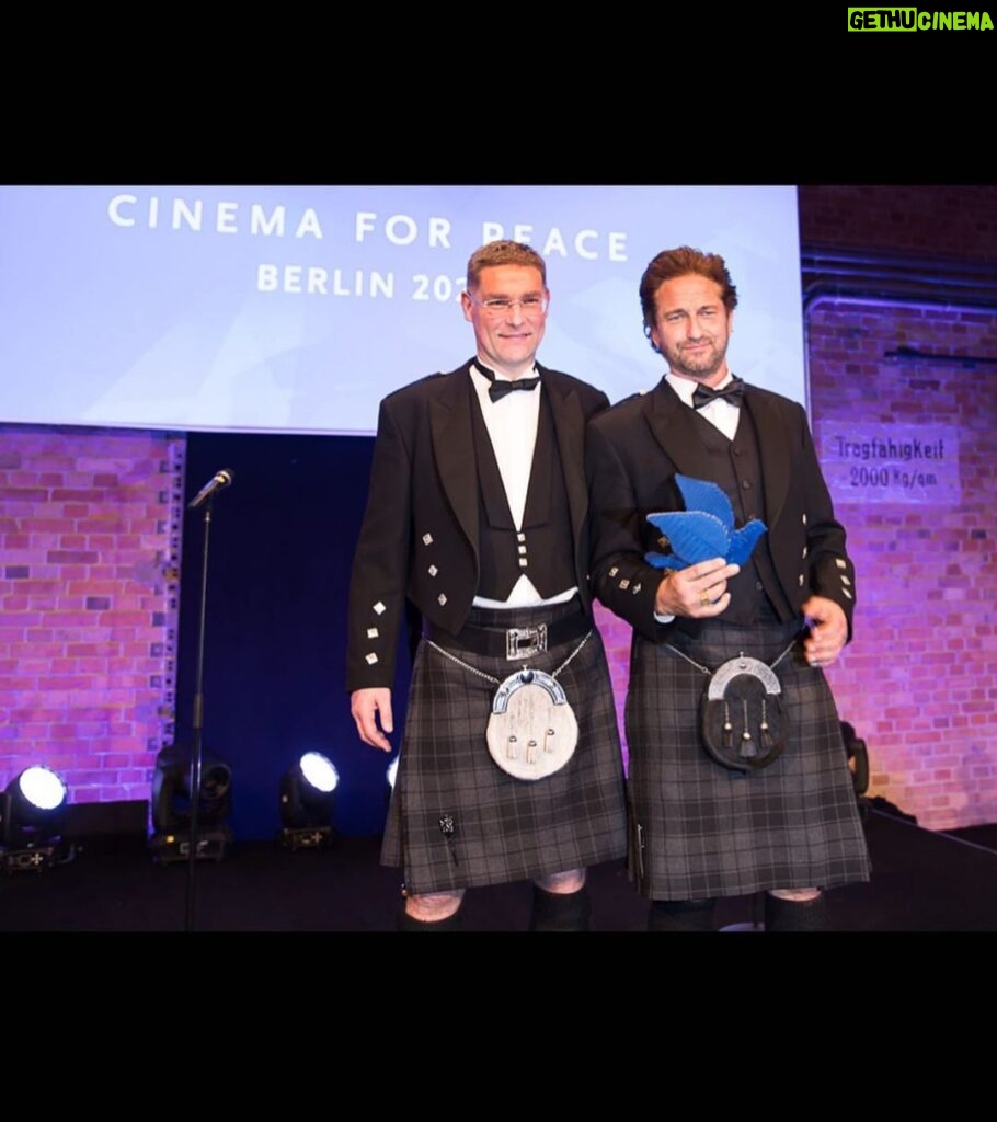 Gerard Butler Instagram - An honor to receive the @CinemaForPeace award for my work with @MarysMeals. But the guy who deserves it is the other kilt-wearing Scot – Magnus MacFarlane-Barrow, their Founder and CEO. I am in awe of what my brother Magnus has created and their daily impact on more than 1.6 million children around the globe. Berlin, Germany