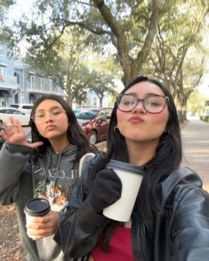 Gerly Hassam Instagram - 🙏🏽 lo mejor de mi año, de mi vida! 👯‍♀️🕺🏽 vuelvan ya!!!! ♥️♥️♥️♥️♥️♥️♥️